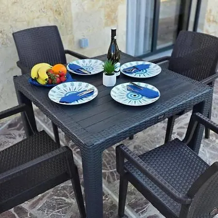 Alex Paralia Vrasna أسبروبالتا